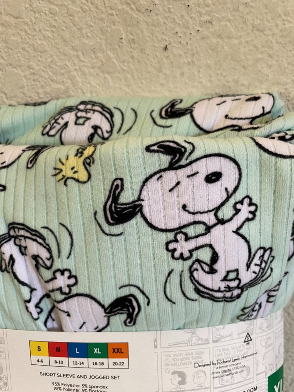 NEW Peanuts Snoopy 2 Pc Pajama Set NWT XL Short Sleeve Top Jogger Pants - Picture 5 of 9